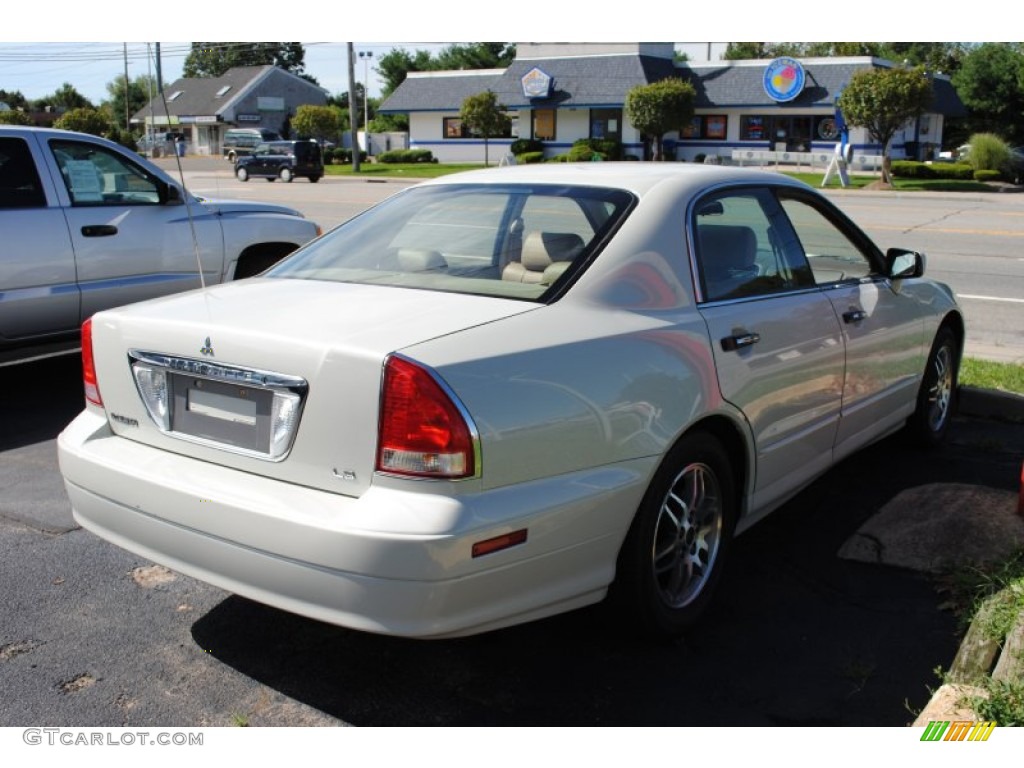 2002 Diamante LS - Platinum White Pearl / Brown/Tan photo #6