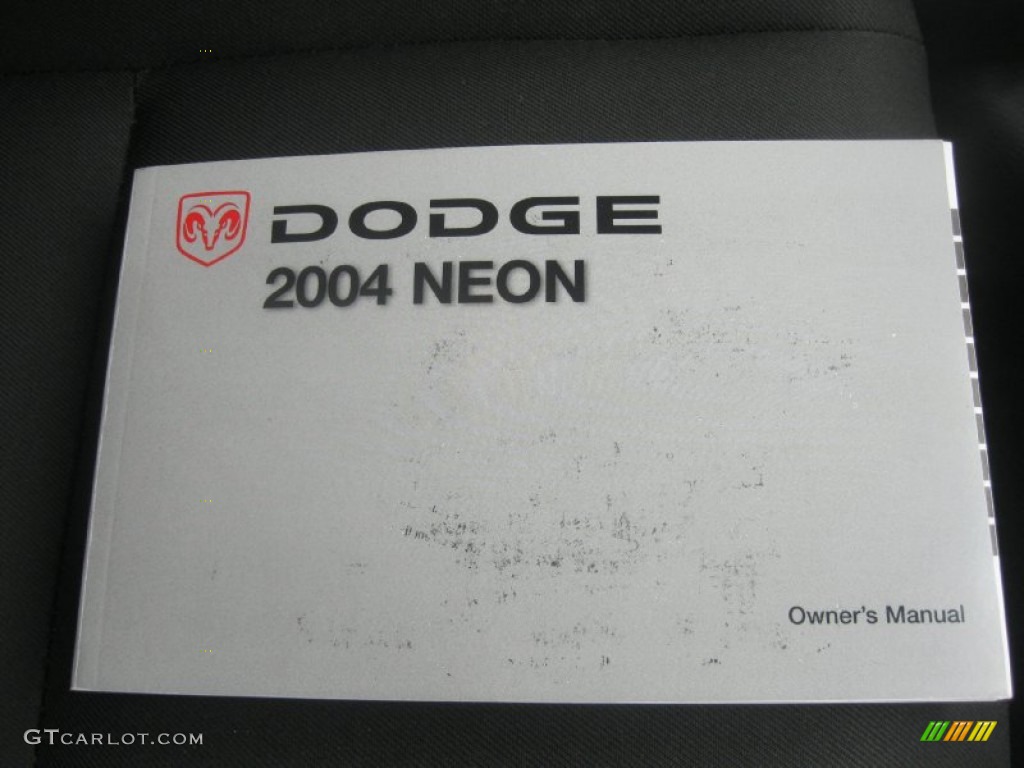 2004 Neon SXT - Black / Dark Slate Gray photo #24