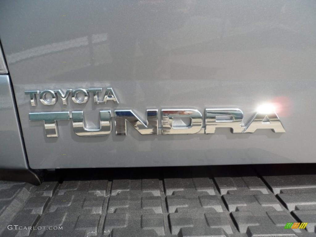 2011 Tundra Double Cab - Silver Sky Metallic / Graphite Gray photo #17