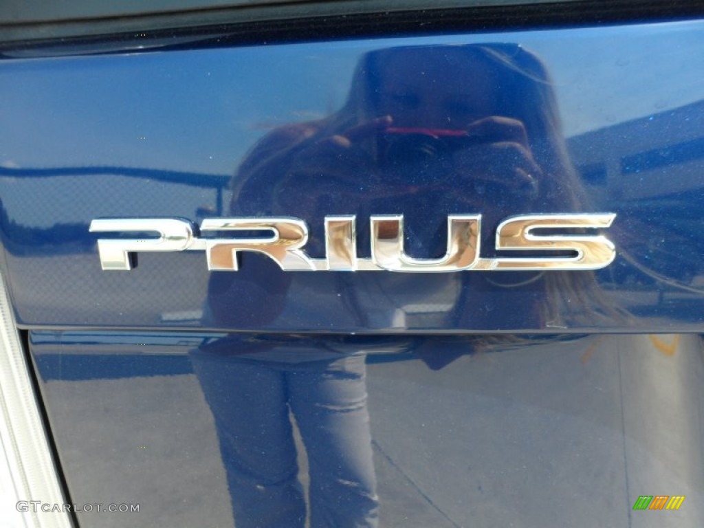 2011 Prius Hybrid III - Blue Ribbon Metallic / Dark Gray photo #16