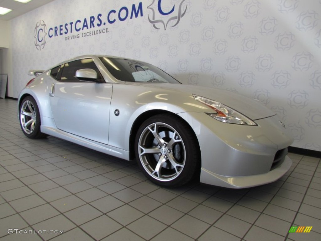 Brilliant Silver 2010 Nissan 370Z NISMO Coupe Exterior Photo #54156927