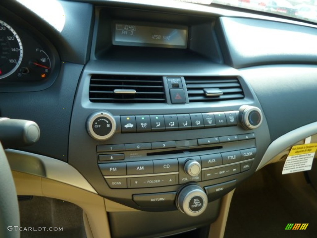 2012 Honda Accord SE Sedan Controls Photo #54157428
