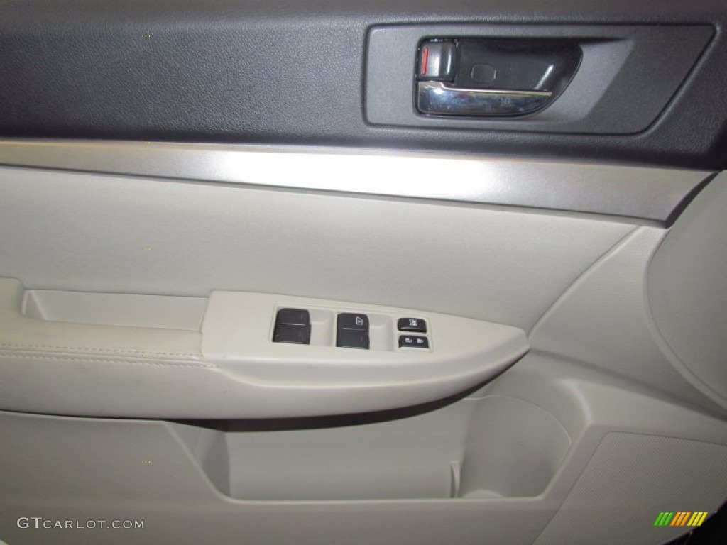 2011 Outback 2.5i Premium Wagon - Crystal Black Silica / Warm Ivory photo #12