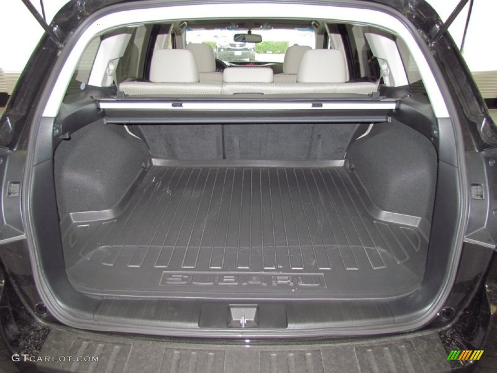 2011 Outback 2.5i Premium Wagon - Crystal Black Silica / Warm Ivory photo #19