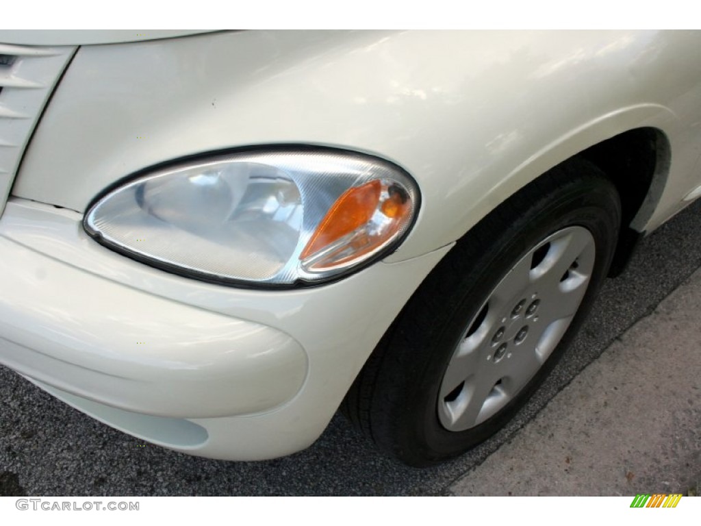 2005 PT Cruiser Touring - Cool Vanilla White / Dark Slate Gray photo #26