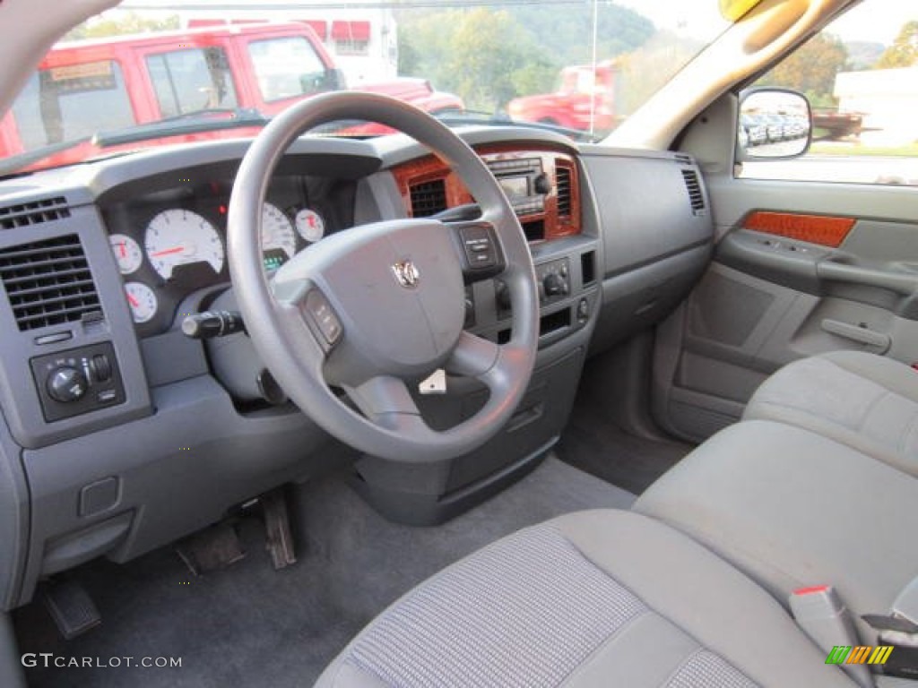 2006 Ram 1500 SLT Quad Cab 4x4 - Atlantic Blue Pearl / Medium Slate Gray photo #11