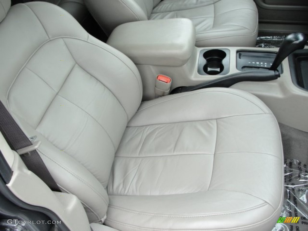 2004 Grand Cherokee Limited - Graphite Metallic / Sandstone photo #22