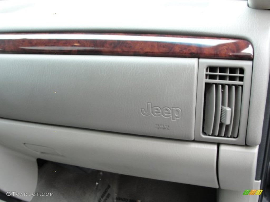 2004 Grand Cherokee Limited - Graphite Metallic / Sandstone photo #26