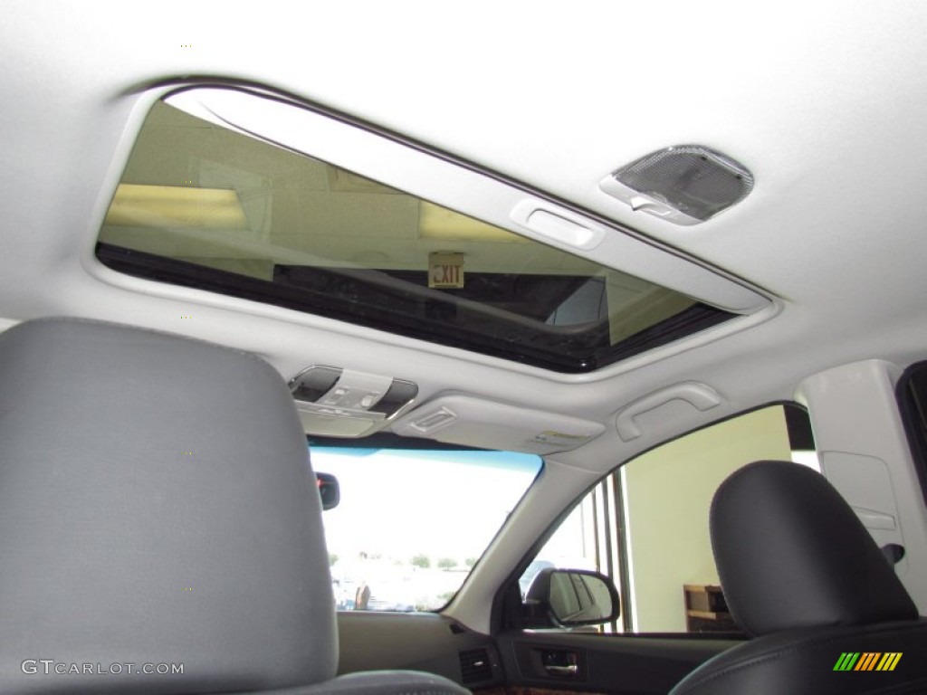2011 Outback 2.5i Limited Wagon - Graphite Gray Metallic / Off Black photo #18