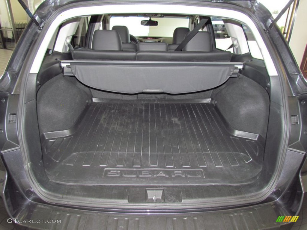 2011 Subaru Outback 2.5i Limited Wagon Trunk Photo #54164292