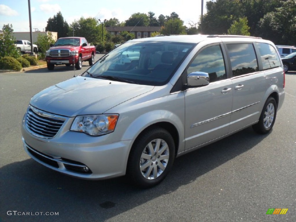 2012 Town & Country Touring - L - Bright Silver Metallic / Black/Light Graystone photo #1