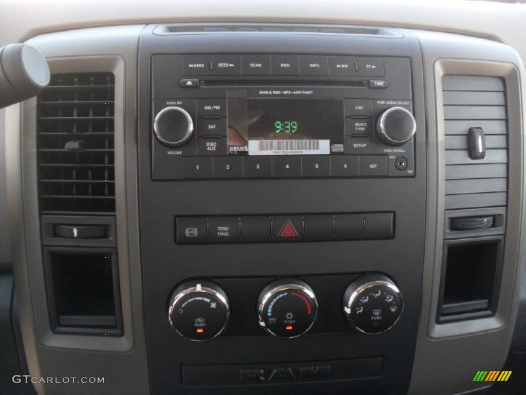 2012 Dodge Ram 3500 HD ST Crew Cab 4x4 Dually Controls Photo #54165480