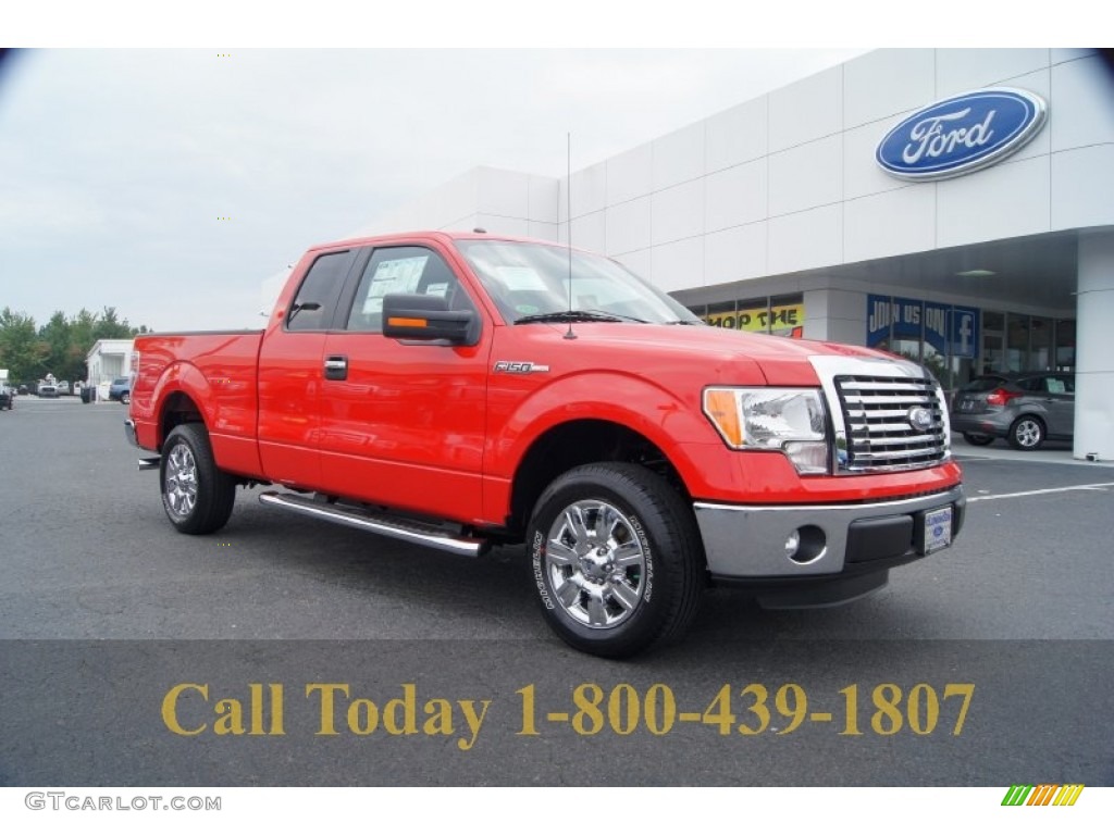 2011 F150 XLT SuperCab - Race Red / Steel Gray photo #1
