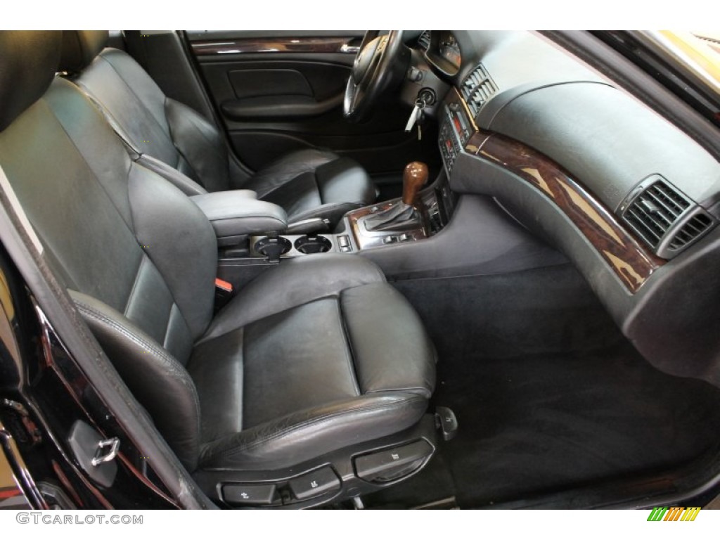 2003 3 Series 325xi Sedan - Jet Black / Black photo #15