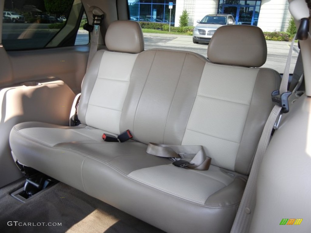 Medium Parchment Interior 2003 Ford Windstar Limited Photo #54170002