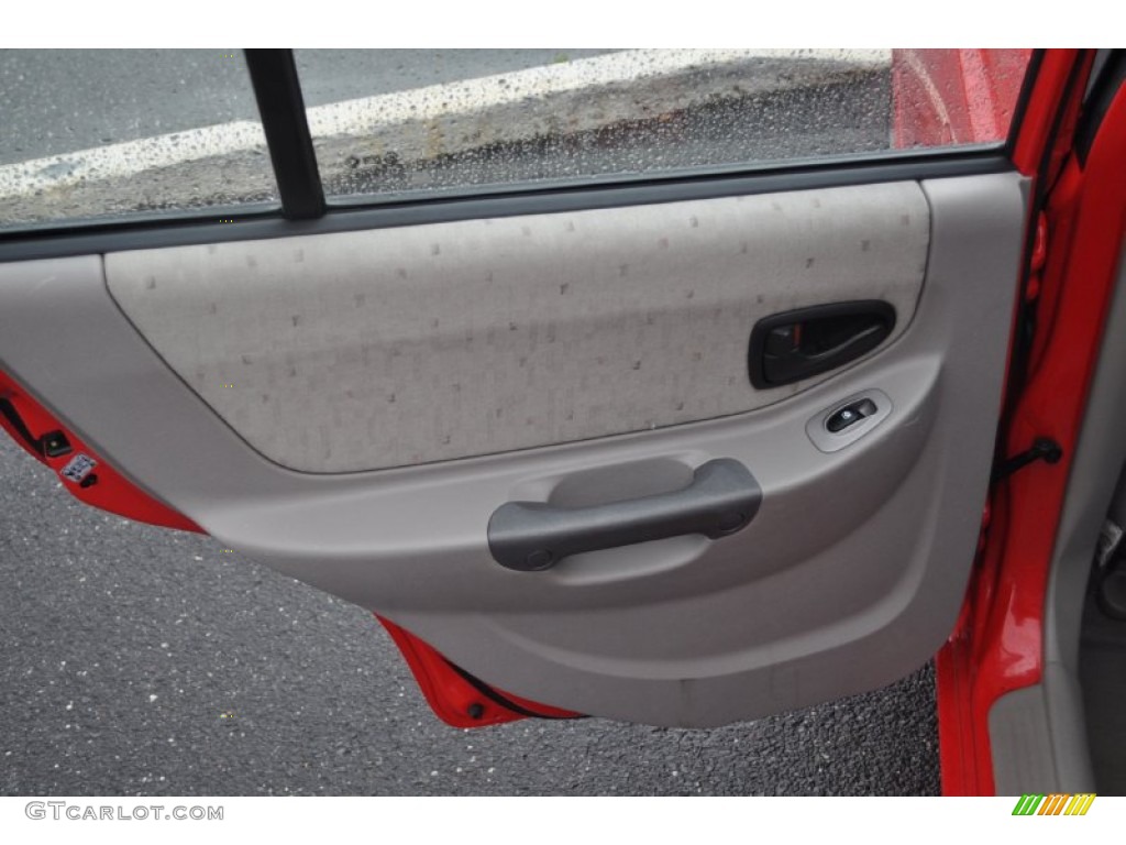 2003 Hyundai Accent GL Sedan Door Panel Photos