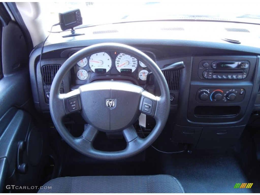 2005 Dodge Ram 3500 ST Quad Cab Dually Dark Slate Gray Steering Wheel Photo #54170647
