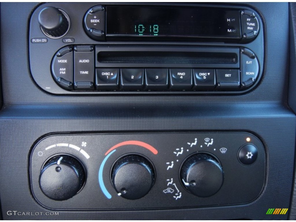 2005 Dodge Ram 3500 ST Quad Cab Dually Audio System Photo #54170674