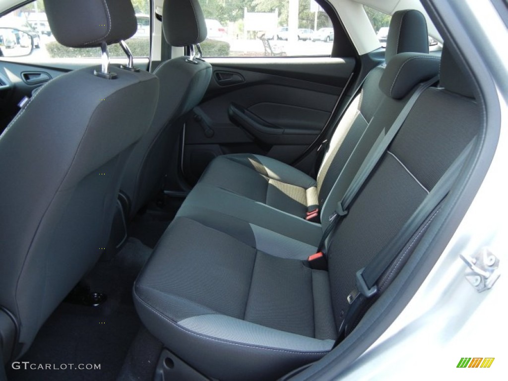 2012 Focus S Sedan - Ingot Silver Metallic / Charcoal Black photo #6