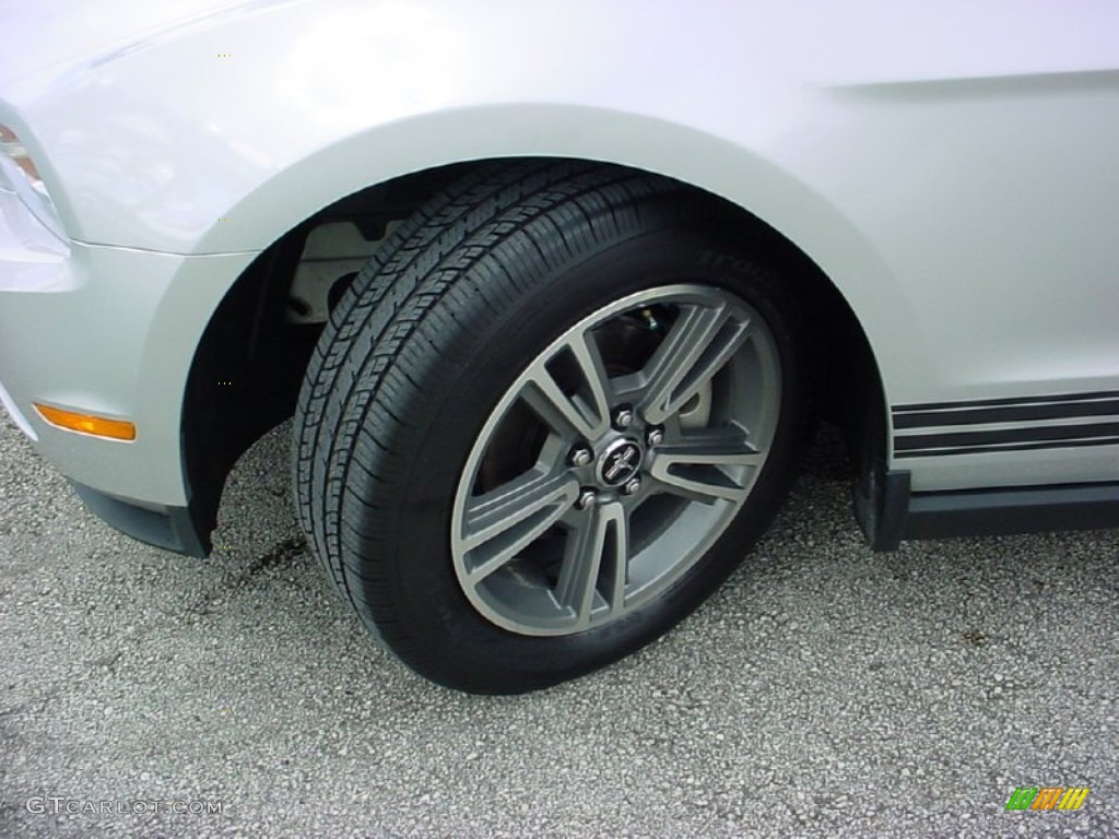 2010 Mustang V6 Premium Coupe - Brilliant Silver Metallic / Stone photo #25