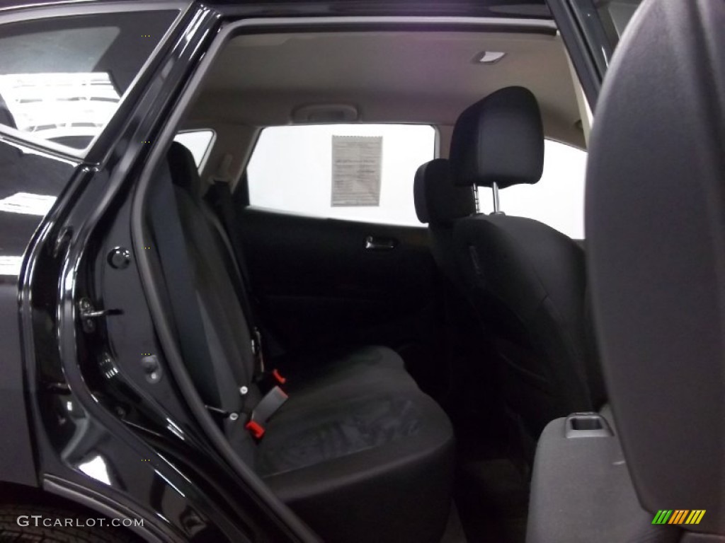 2011 Rogue S AWD - Wicked Black / Black photo #9