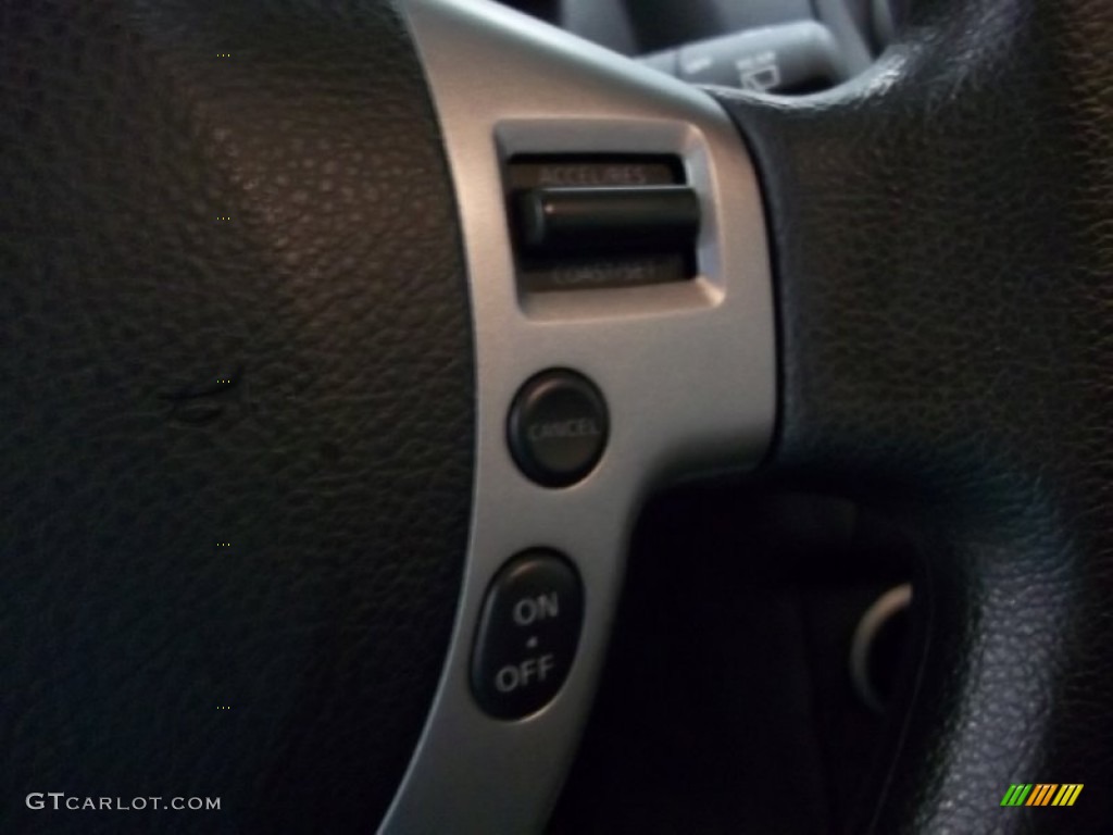 2011 Rogue S AWD - Wicked Black / Black photo #19