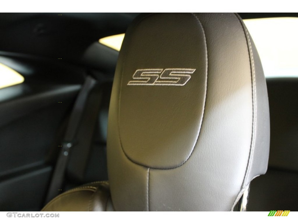 2010 Chevrolet Camaro SS Coupe Marks and Logos Photo #54176449