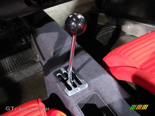 1991 Ferrari F40 Standard F40 Model 5 Speed Manual Transmission Photo #541775