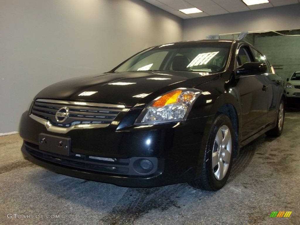 2011 Rogue S AWD - Wicked Black / Black photo #5