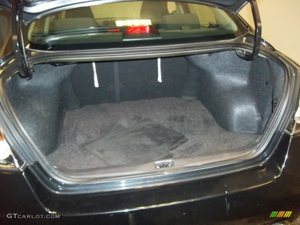 2011 Rogue S AWD - Wicked Black / Black photo #20