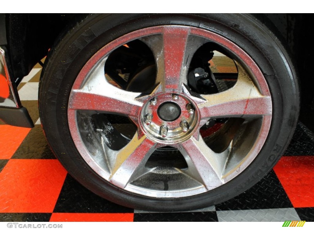 2003 Suburban 1500 LT 4x4 - Sandalwood Metallic / Gray/Dark Charcoal photo #20