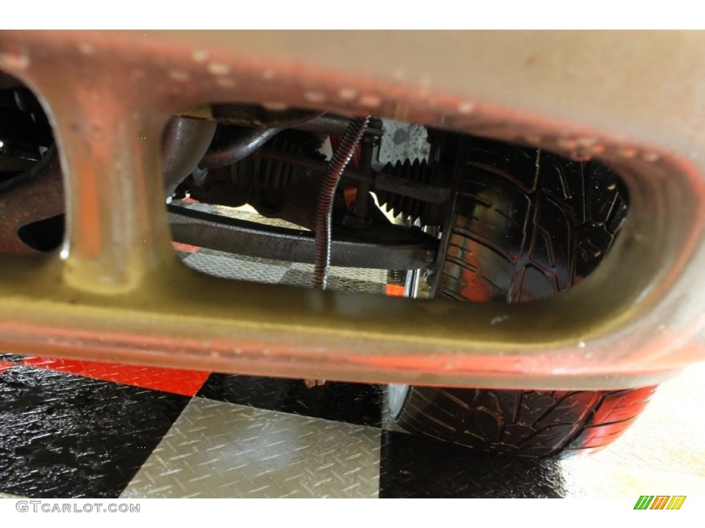 2003 Suburban 1500 LT 4x4 - Sandalwood Metallic / Gray/Dark Charcoal photo #26