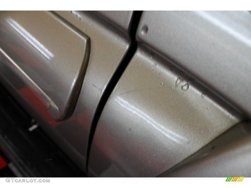 2003 Suburban 1500 LT 4x4 - Sandalwood Metallic / Gray/Dark Charcoal photo #31