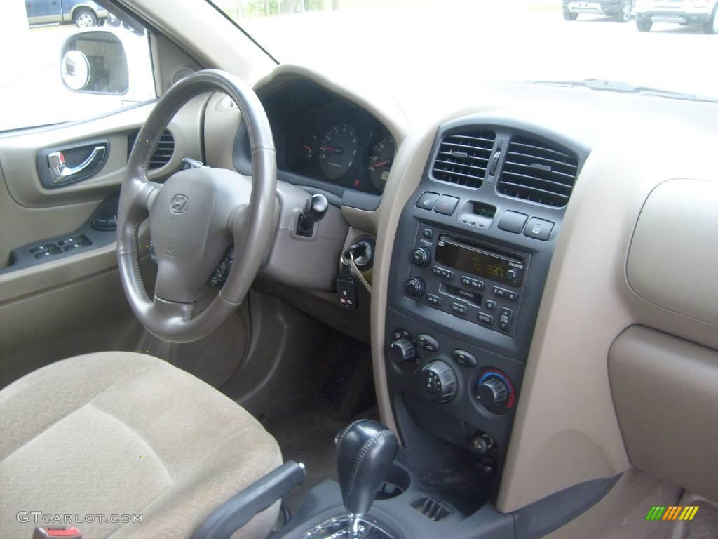 2004 Santa Fe GLS - Nordic White / Beige photo #18