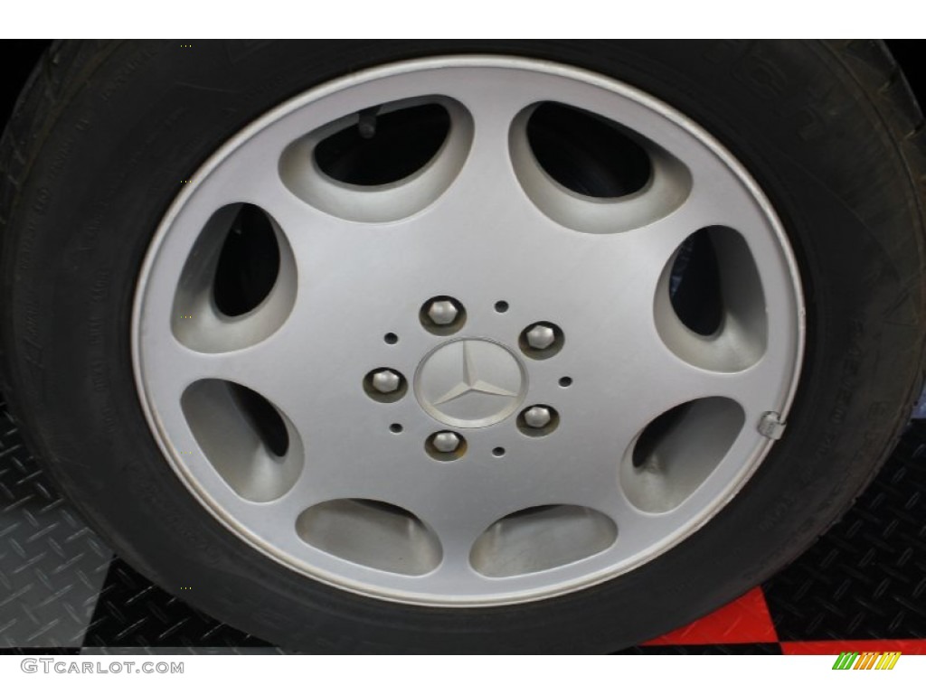 1994 Mercedes-Benz SL 500 Roadster Wheel Photo #54180646