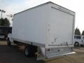 2004 Oxford White Ford E Series Cutaway E450 Commercial Moving Truck  photo #4
