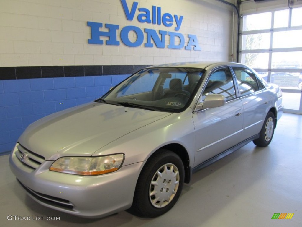 2002 Accord LX Sedan - Satin Silver Metallic / Quartz Gray photo #1