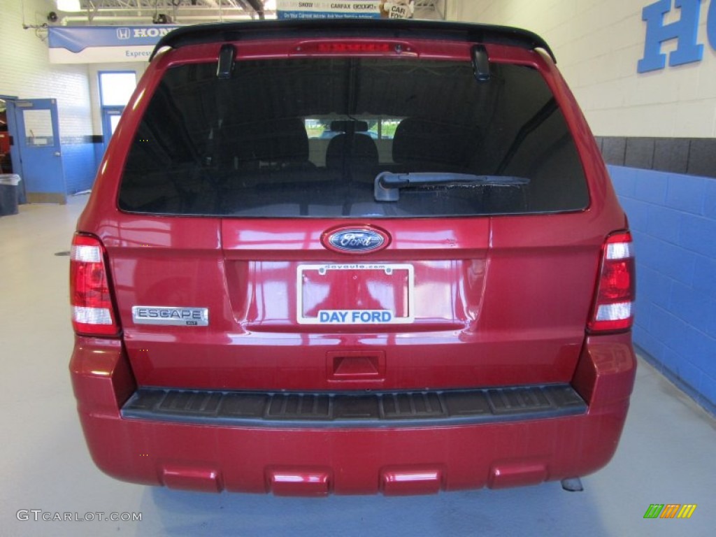 2010 Escape XLT Sport Package 4WD - Sangria Red Metallic / Charcoal Black photo #3