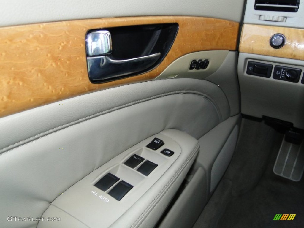 2003 Infiniti Q 45 Luxury Sedan Controls Photo #54186898