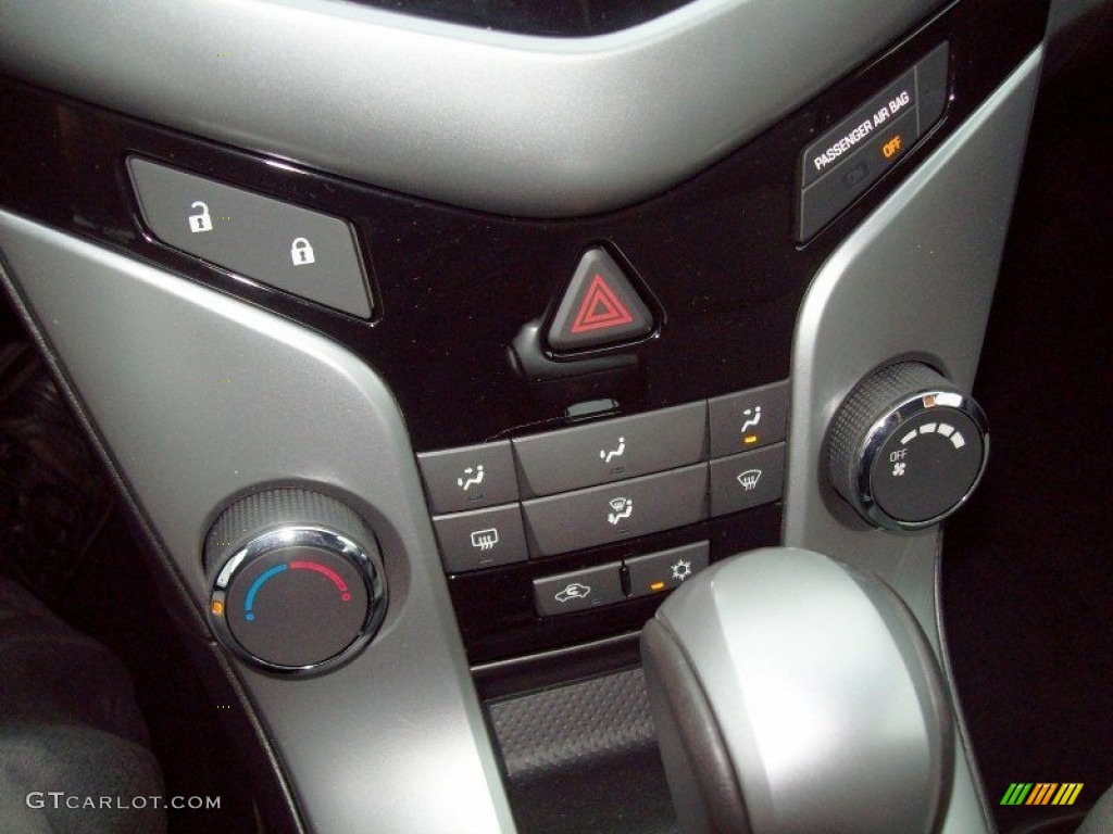 2012 Chevrolet Cruze Eco Controls Photo #54187444