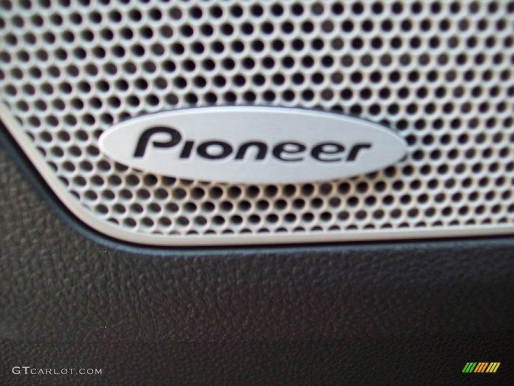 2012 Chevrolet Equinox LT Audio System Photos