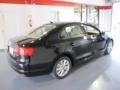 Black - Jetta SE Sedan Photo No. 4