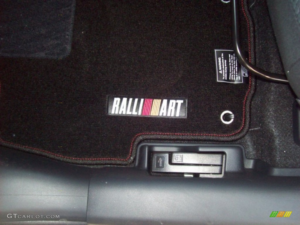 2011 Mitsubishi Lancer RALLIART AWD Marks and Logos Photo #54191053