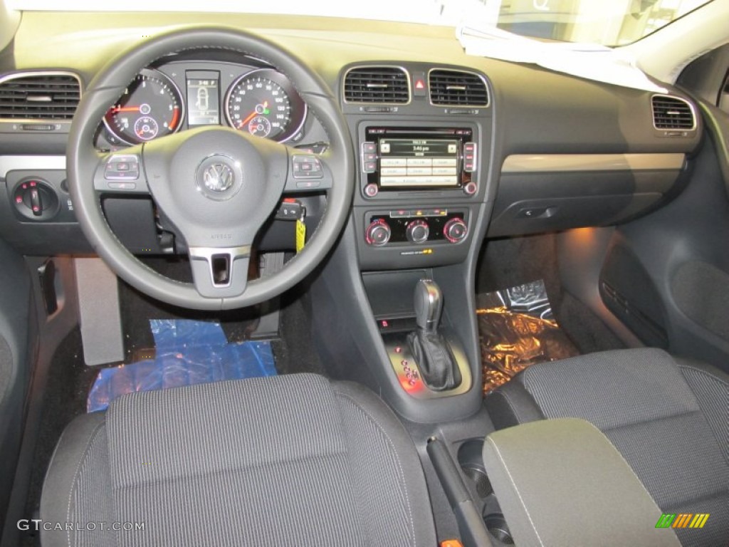 2011 Volkswagen Golf 4 Door TDI Dashboard Photos