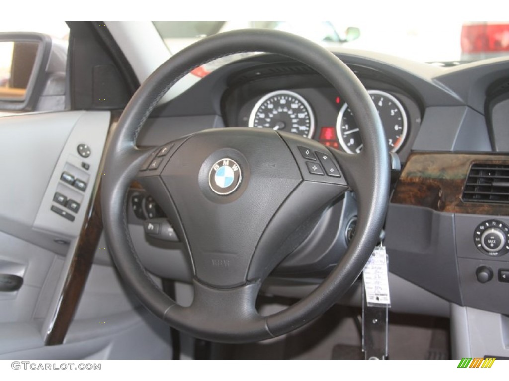 2004 5 Series 530i Sedan - Silver Grey Metallic / Grey photo #29