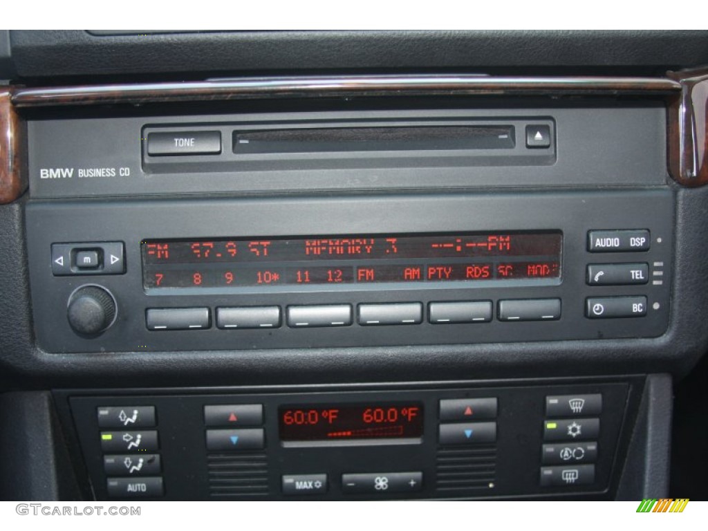 2002 BMW 5 Series 540i Sedan Audio System Photos