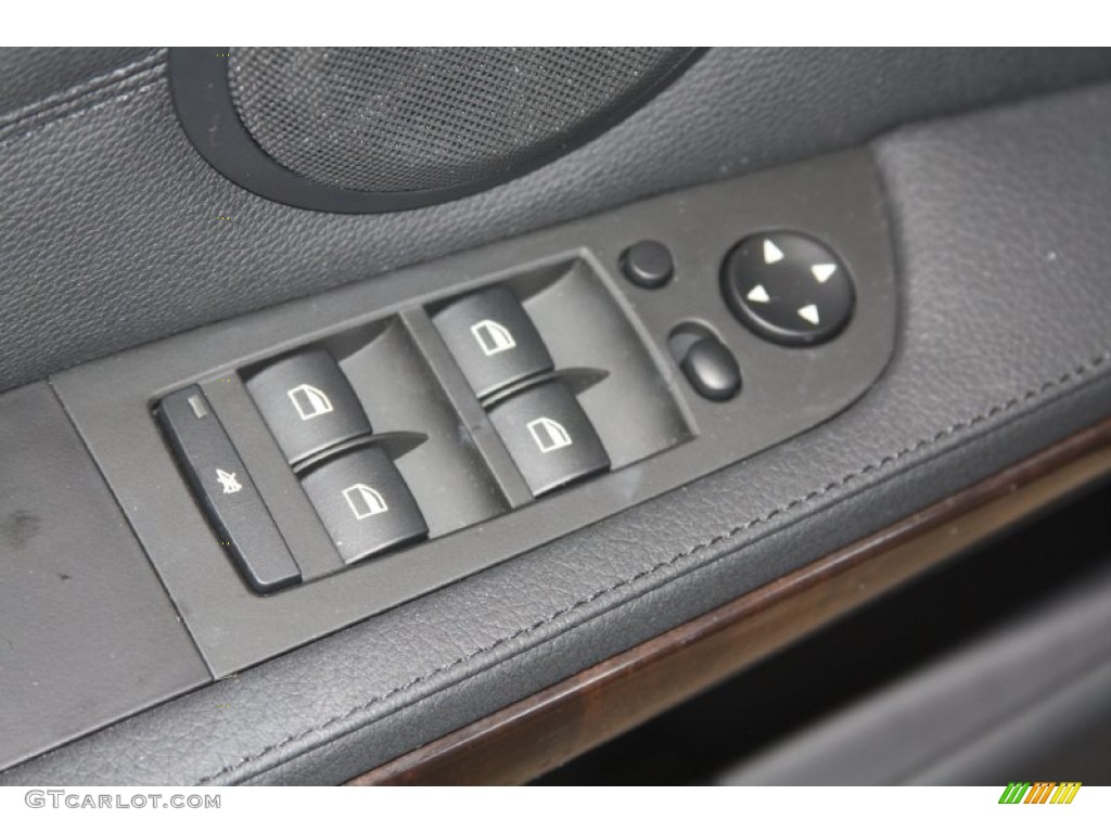 2009 3 Series 328i Sedan - Black Sapphire Metallic / Black photo #15