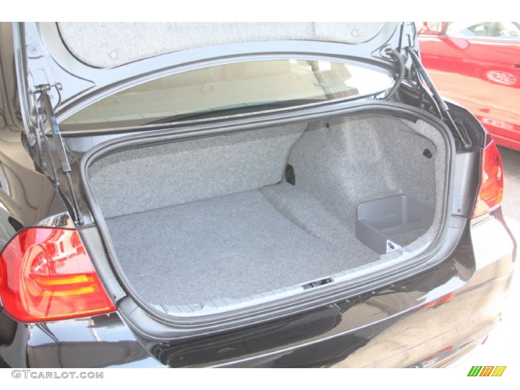 2009 3 Series 328i Sedan - Black Sapphire Metallic / Black photo #32