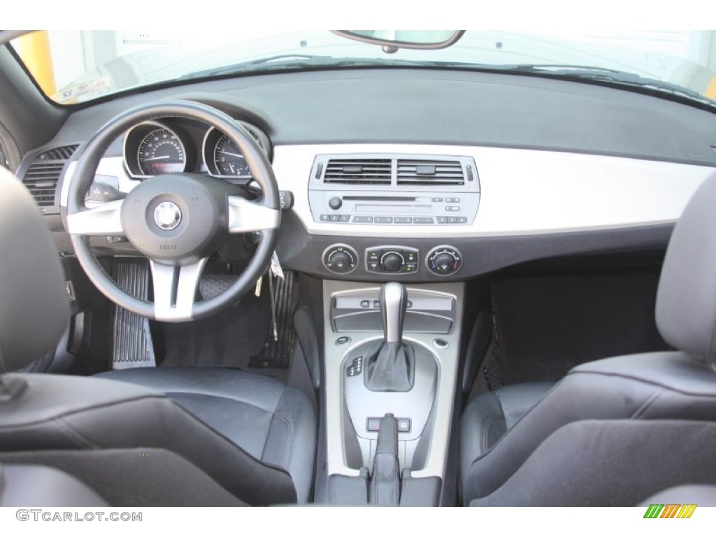 2003 Z4 3.0i Roadster - Sterling Grey Metallic / Black photo #23