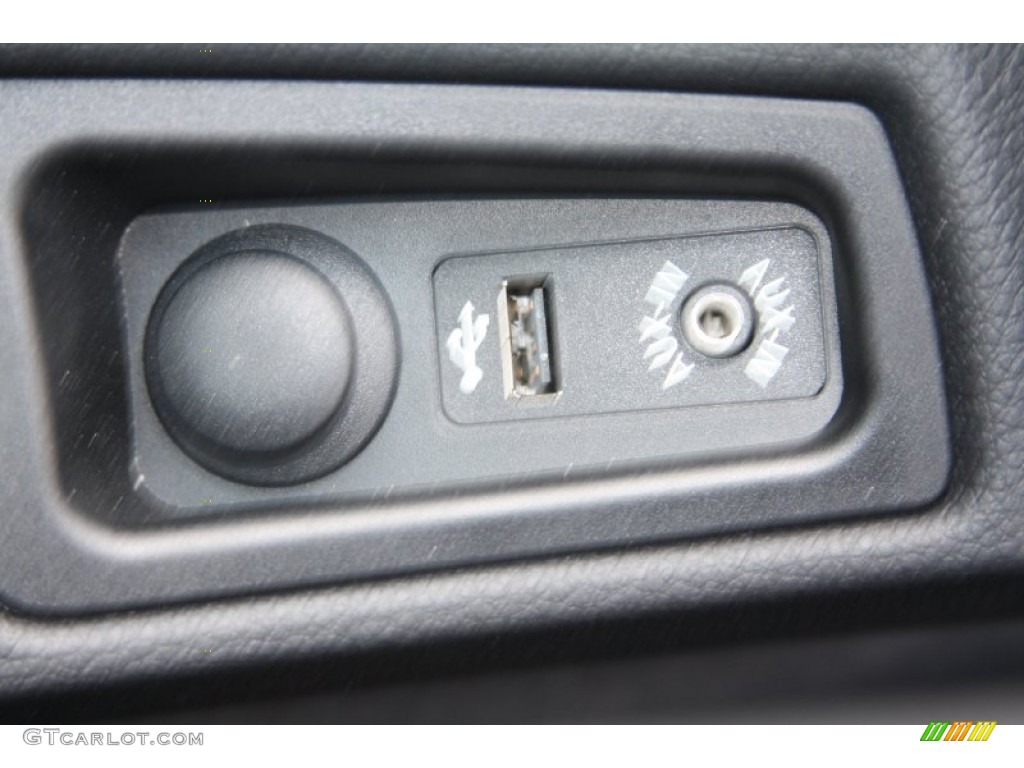 2012 1 Series 135i Convertible - Alpine White / Black photo #21
